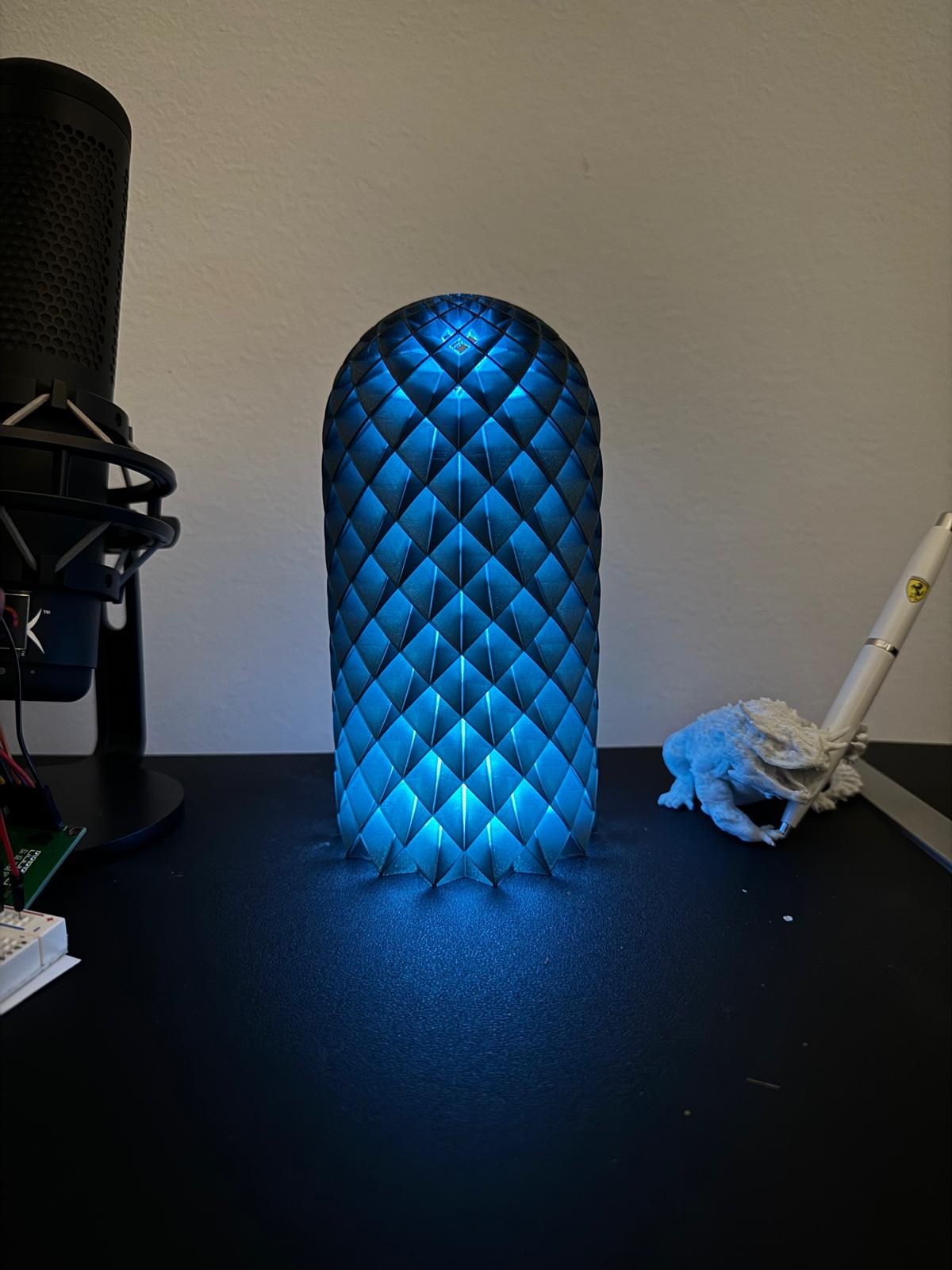 Candeeiro RGB Geométrico